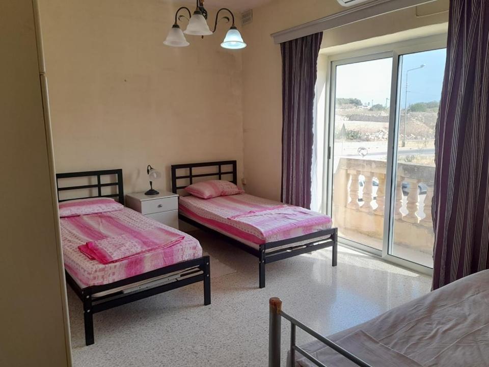 Dynesty B&B Birżebbuġa Eksteriør billede